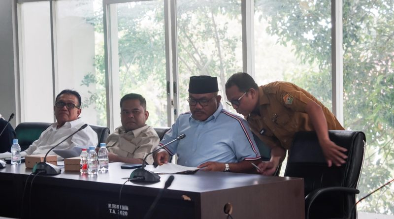 Rapat Pansus Pembahasan Rancangan Peraturan DPRD Sultra